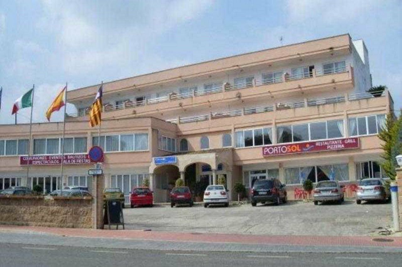 Hotel Portosol Porto Cristo Esterno foto